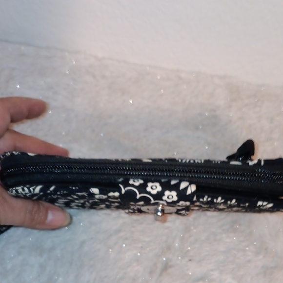 Vera Bradley Black and Cream Floral Wallet - Picture 3 of 13
